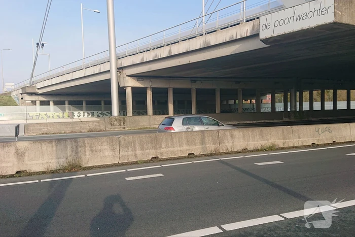 Bestelbus knalt frontaal op RIMOB