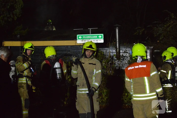 Tuinhuisje verwoest na brand