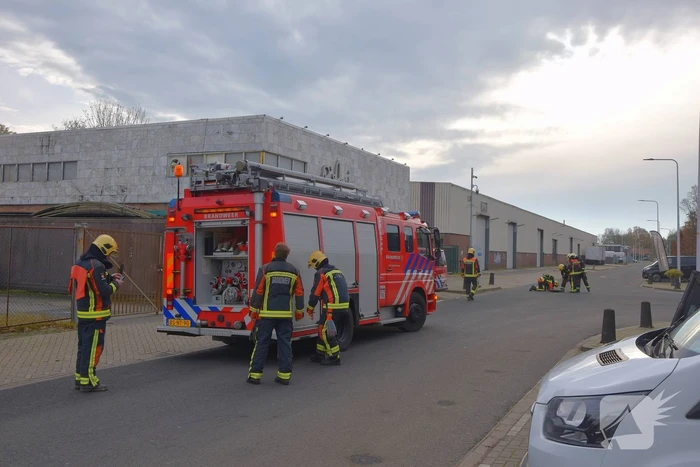 Gaslucht uit riolering op industrieterrein