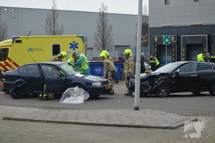 Gewonde na frontale aanrijding