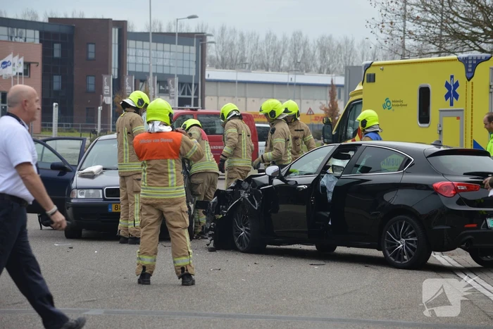 Gewonde na frontale aanrijding