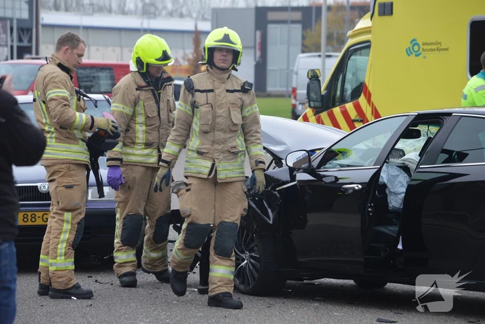 Gewonde na frontale aanrijding