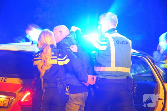 Persoon aangehouden bij grote brand in woning