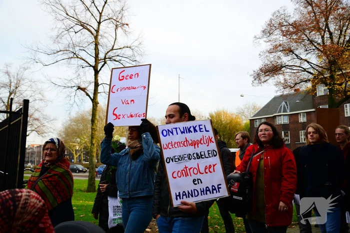 Demonstratie tegen vrouwen geweld