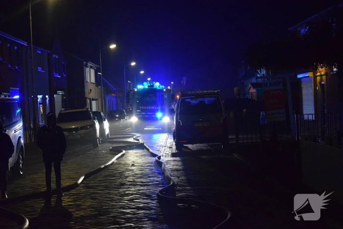 Woning verwoest na uitslaande brand