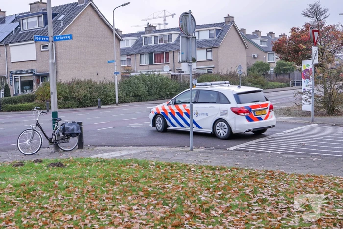 Fietsster gewond bij aanrijding door auto in Schuilenburg
