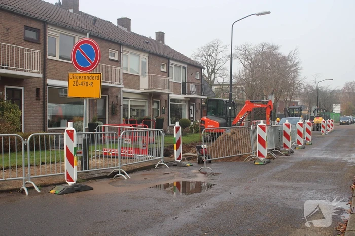 Waterleiding gesprongen bij graafwerkzaamheden