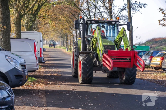Boeren voeren actie langs snelwegen