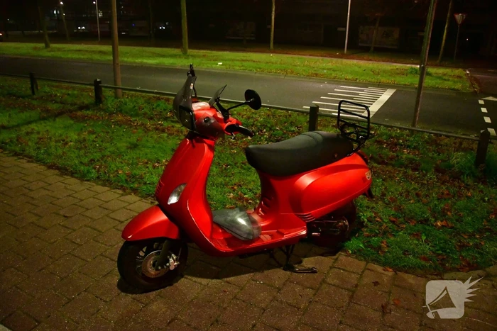 Snorfietser gewond na stuurfout