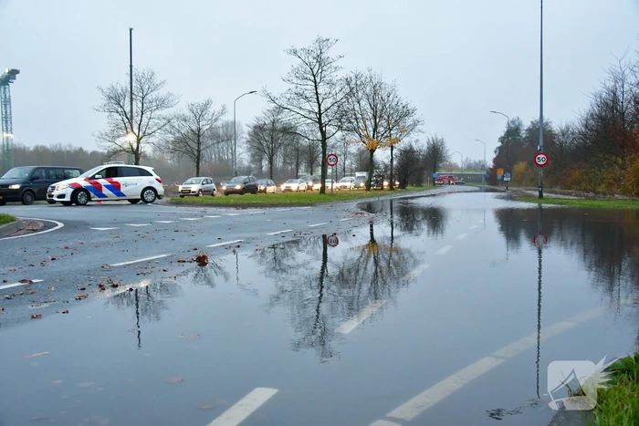 Groot deel stad zonder water na lek