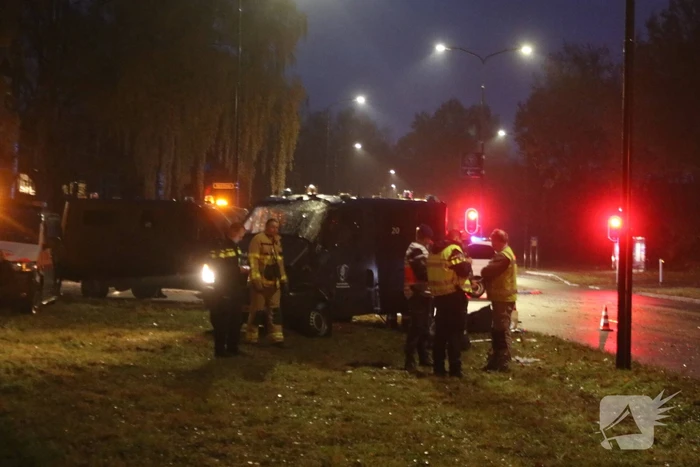 Voertuig van Koninklijke Marechaussee betrokken bij ongeval