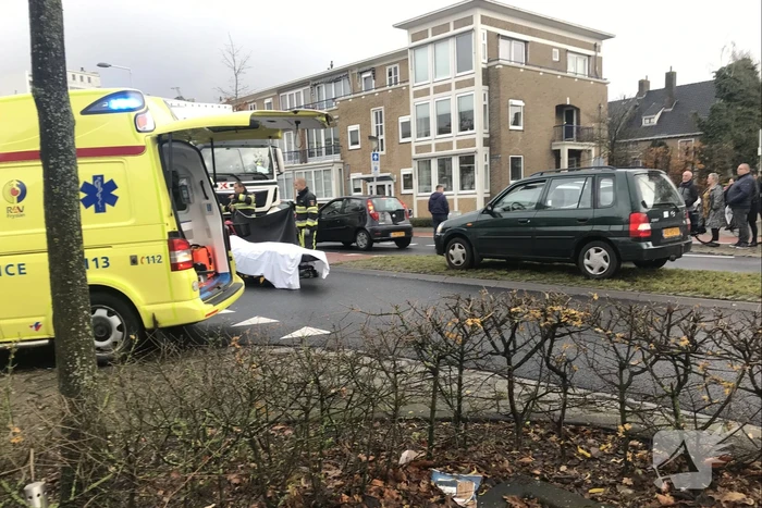 Persoon in scootmobiel ernstig gewond na aanrijding