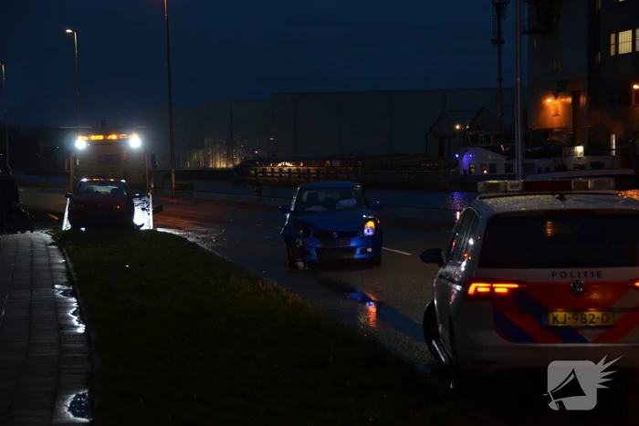 Veel schade bij frontale aanrijding