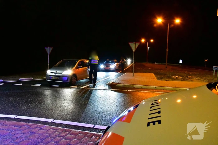 Politie trekt vuurwapen bij aanhouding 3 verdachten