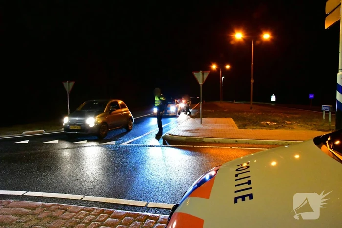 Politie trekt vuurwapen bij aanhouding 3 verdachten