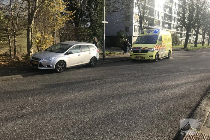 Fietser gewond na botsing met auto