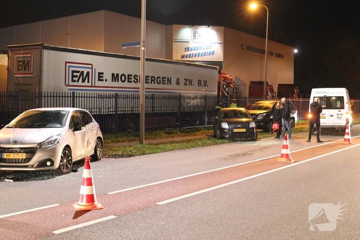 Meerdere voertuigen betrokken bij aanrijding