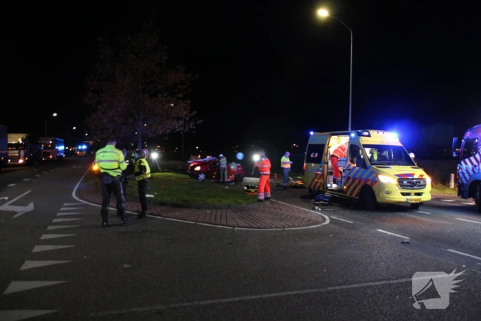 Zeer ernstig ongeval: auto opengeknipt
