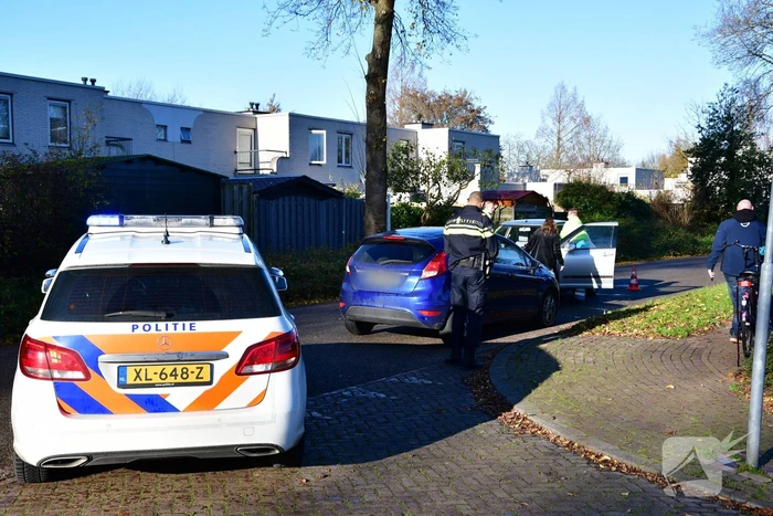Gewonde en flinke schade na frontale aanrijding