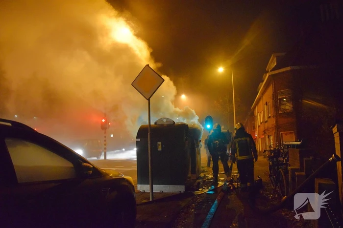 Flinke rookontwikkeling bij containerbrand