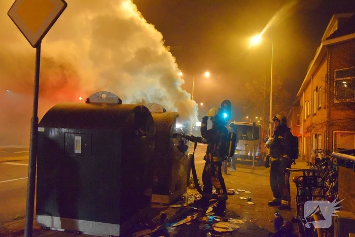 Flinke rookontwikkeling bij containerbrand
