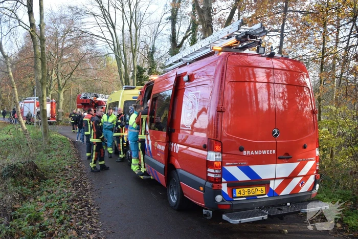 Overleden persoon aangetroffen in water op camping