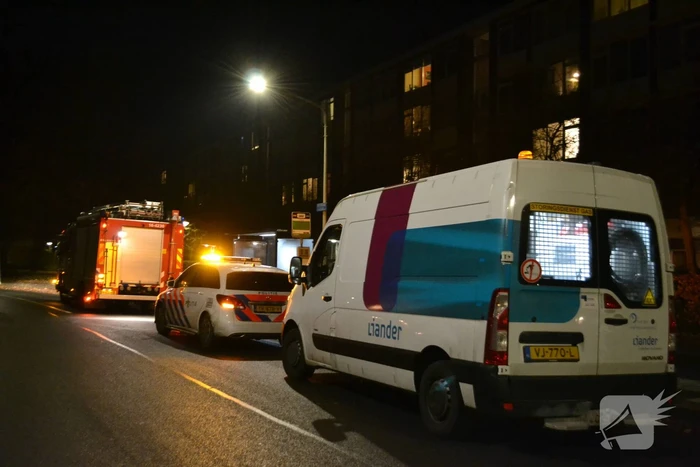 Persoon korte tijd onwel na gaslucht in portiek