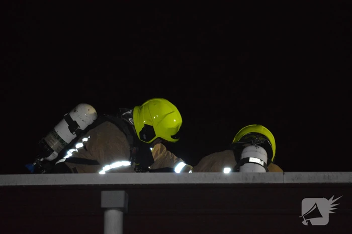 Brandweer onderzoekt vermoedelijke schoorsteenbrand