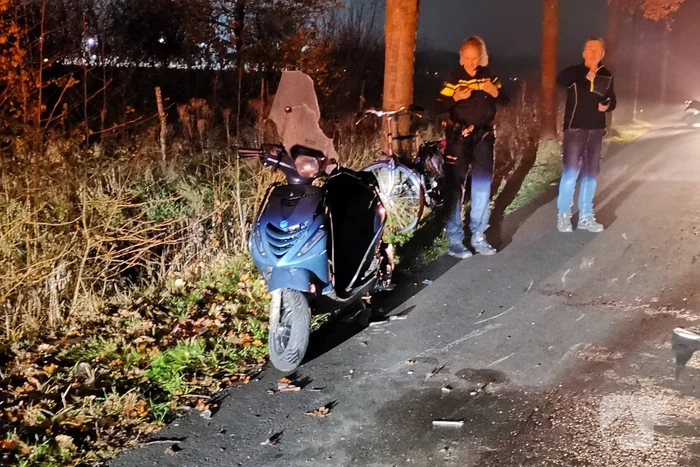 Fietser en brommerrijder gewond na botsing