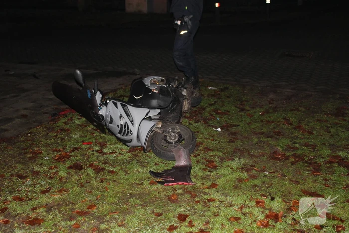 Bestuurder brommer gewond na aanrijding met auto