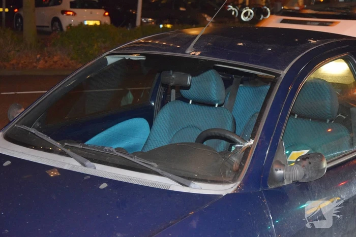 Fietser geschept door personenauto
