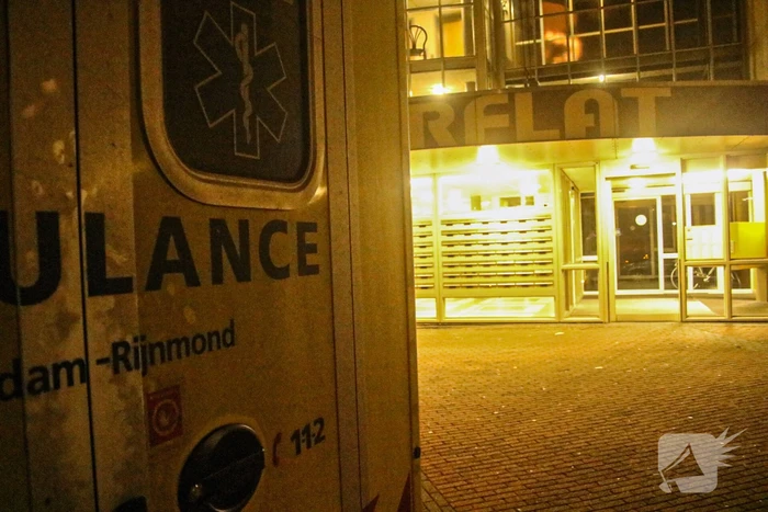 Persoon in woning flauwgevallen, mogelijk vergiftigd