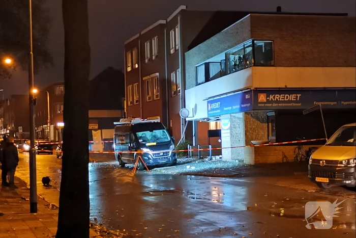 Plofkraak op pinautomaat van SNS Bank
