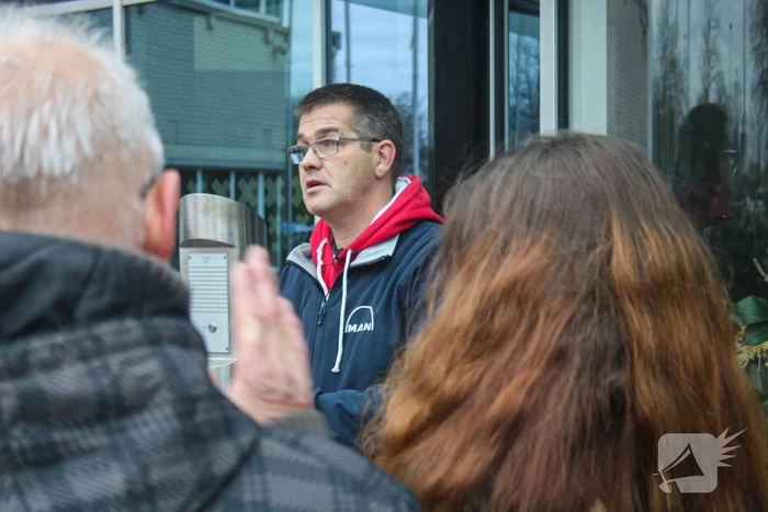 Bezorgde ouders demonstreren tegen toenemend geweld onder jongeren