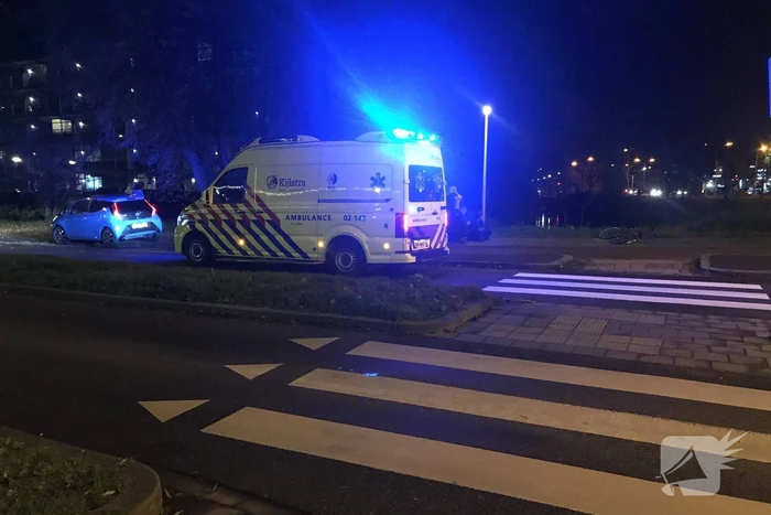 Fietser aangereden door personenauto