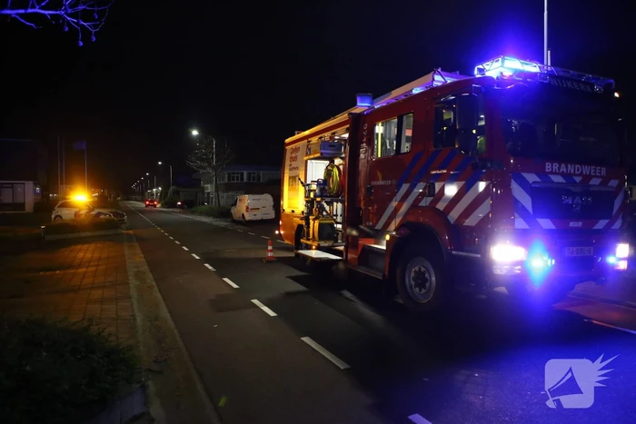 Kleine brand in geparkeerde auto