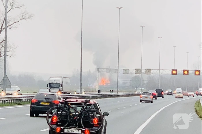 Horeca-stal Boerderij 't Dommeltje brandt volledig uit
