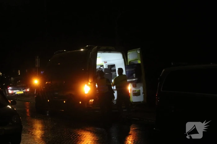 Scooterrijdster aangereden door auto