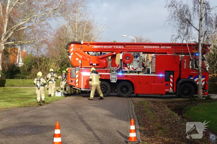 Schoorsteenbrand snel onder controle