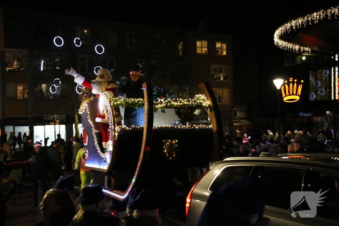 Kerstevent Lelystad feestelijk geopend