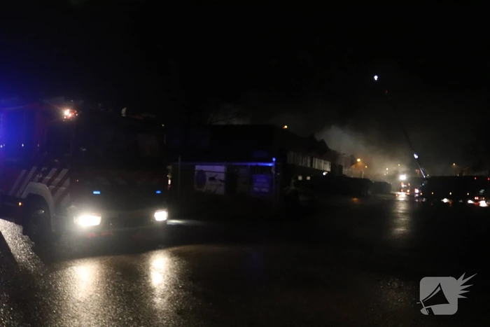 Veel rook bij brand Van Doorn Papier Recycling
