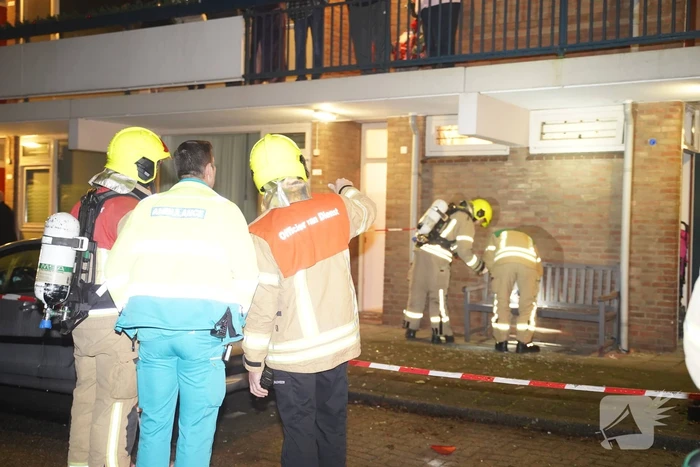 Ramen gesprongen door mogelijk explosief