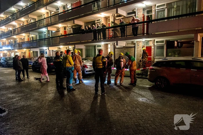 Ramen gesprongen door mogelijk explosief
