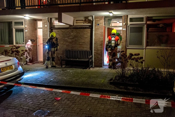 Ramen gesprongen door mogelijk explosief