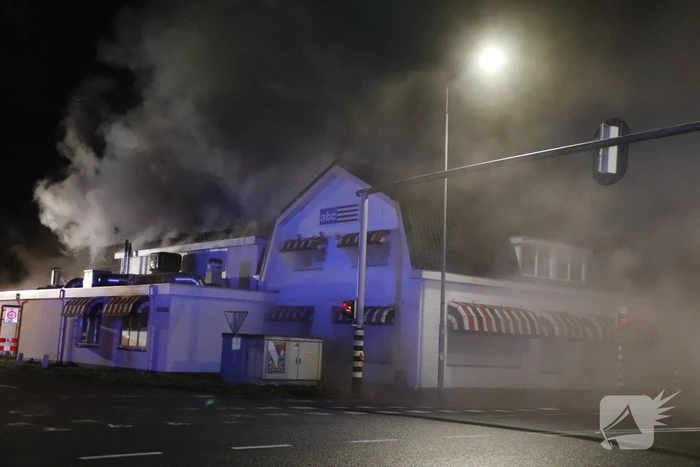 Uitslaande brand bij restaurant ABC