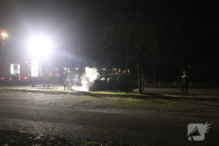 Personenauto verwoest na brand