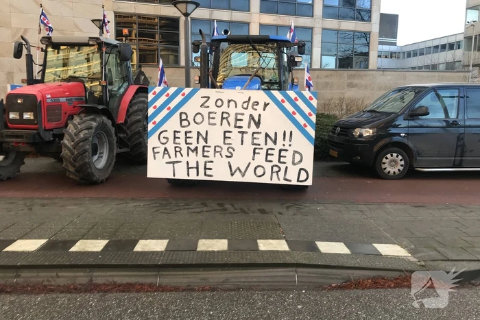 Geen bussen en afgesloten wegen door boerenprotest
