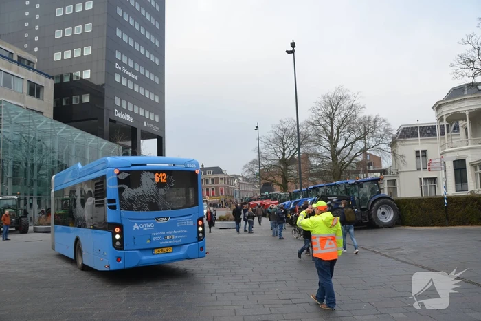 Geen bussen en afgesloten wegen door boerenprotest