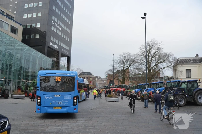 Geen bussen en afgesloten wegen door boerenprotest