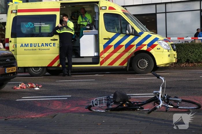 Kind komt onder auto bij aanrijding